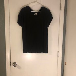 plain black tee